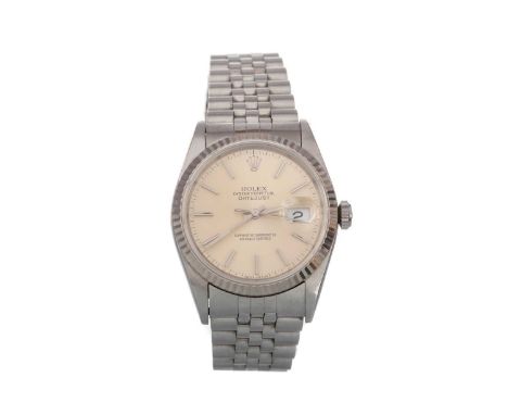 ROLEX OYSTER PERPETUAL STAINLESS STEEL AUTOMATIC WRIST WATCH, model number 16234, serial number X998578, the round dial with 