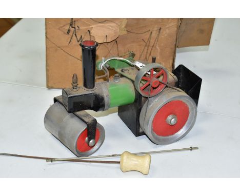 A PART BOXED MAMOD LIVE STEAM ROLLER, No.SR1, not tested, earlier reproduction version, complete with driving band, burner tr