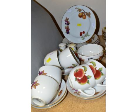 A SMALL QUANTITY OF ROYAL WORCESTER EVESHAM PATTERN TABLE WARES, comprising six cups and six saucers, salt and pepper,a sugar