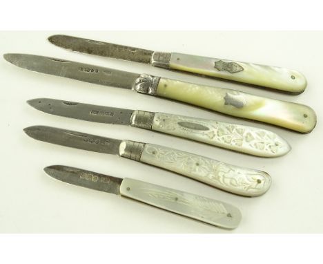 A group of silver and mother of pearl fruit knives, (5).