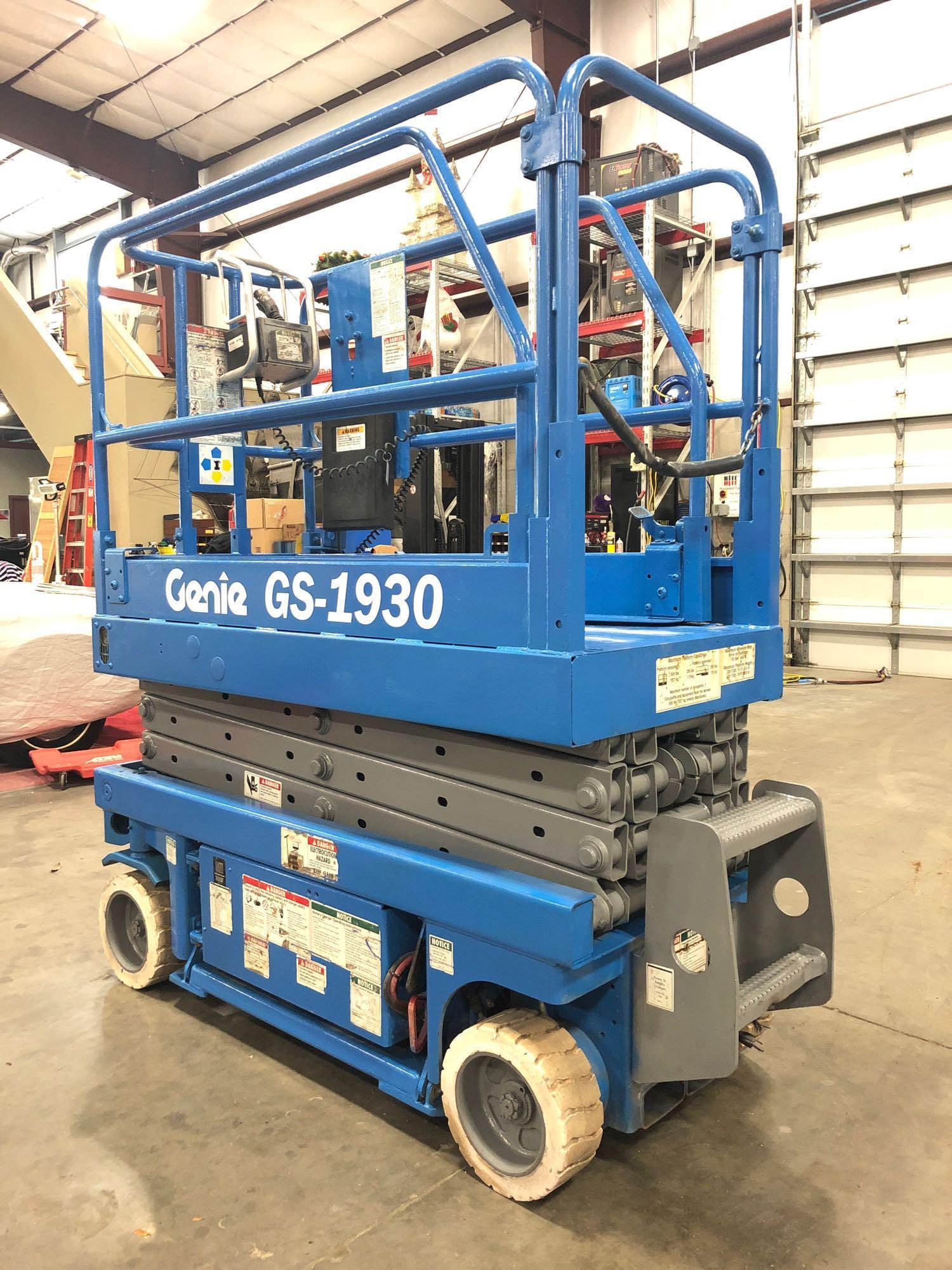 GENIE GS-1930 ELECTRIC SCISSOR LIFT, SELF PROPELLED, NON MARKING TIRES ...