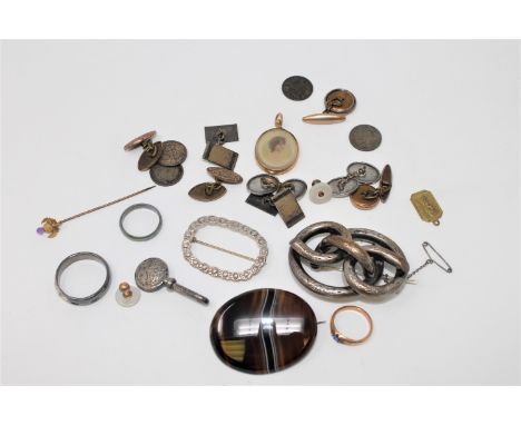 A Victorian gold mounted pendant together with vintage cufflinks, Victorian brooch, agate brooch etc.
