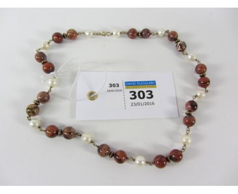 Agate bead and pearl necklace