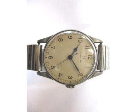 An Omega British Military issue, gents, manual wind, stainless steel backed wristwatch, circa 1940 having Arabic numerals, ou