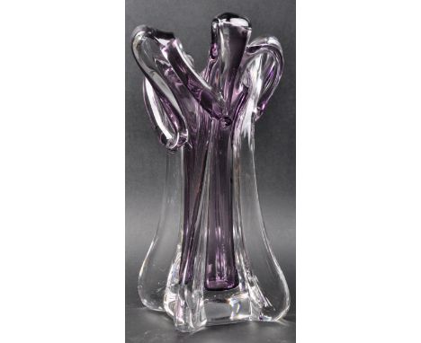 Josef Hospodka for Chribska Skio Union - A retro mid 20th Century Bohemian Czechoslovakian studio art glass vase in purple. M