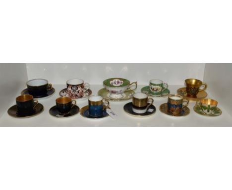 Ceramics - a quantity of cabinet cups, including Royal Crown Derby, Crown Devon, Worcester, Royal Doulton, etc