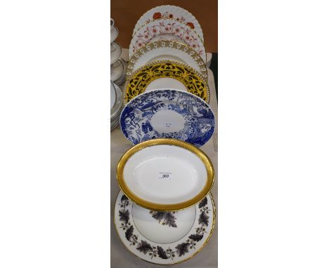 Royal Crown Derby dinner plates including Pompeii pattern, Caliph, Mikado, Portman Oak, Vine, etc; Derby Border pattern servi