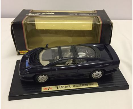 Boxed Maisto 1:18 scale Jaguar XJ220 Special Edition  