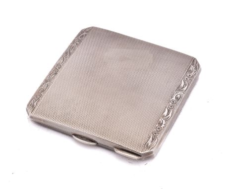 An Elizabeth II silver compact, maker William Neale & Son Ltd, Birmingham, 1964, of square outline with engine turned decorat