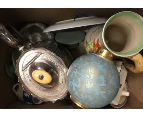 A quantity of miscellaneous ceramics, including Royal Worcester, Poole, etc.