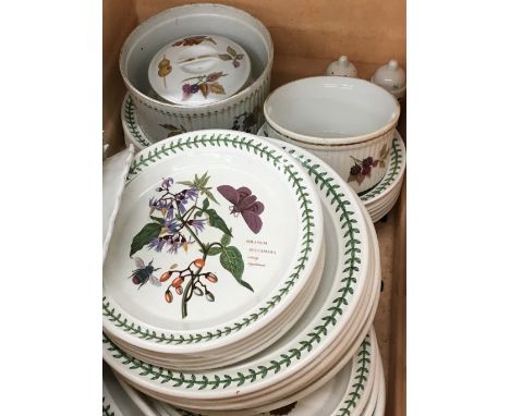 A quantity of Portmeirion Botanic Garden wares, Royal Worcester Evesham pattern wares, etc.