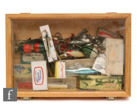 A collection of vintage fishing lures to include Swim Whizz 7, also Wright &amp; McGill Miracle minnow, various plugs and flo