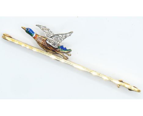 15ct gold, platinum, diamond and enamel duck brooch, length 52mm, gross weight 3.54 grams, together with a fitted box