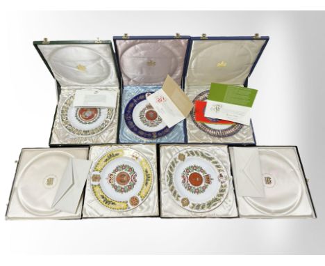 A group of Spode porcelain military commemorative collector's plates to include United Stated Marine Corps, Argyle & Sutherla