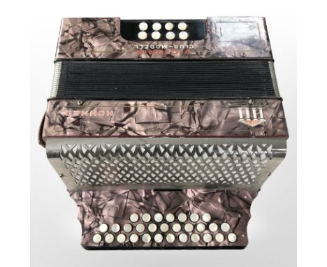 A Hohner Victoria Club-Modell accordion.