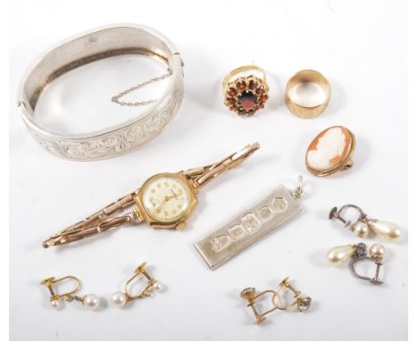 A collection of jewellery and a wrist watch, a lady's Vertex wrist watch in a 9 carat yellow gold case with expanding 9 carat