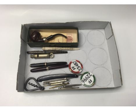 Boxed Peterson's plip pipe -2 vintage bus conductors badges Parker duofold sheaffers white dot + other pens and 5 vintage pen