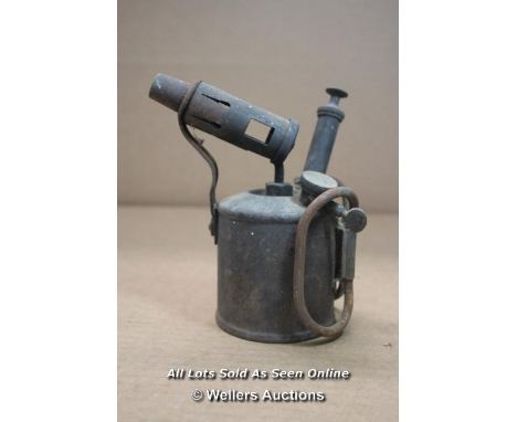 *PRIMUS NO 631 VINTAGE SMALL PARAFFIN BLOW LAMP [LQD188]