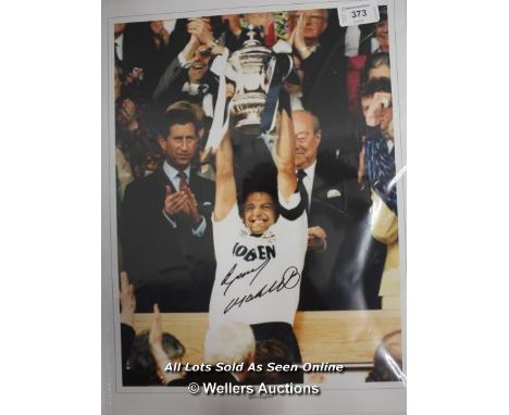 GARY MABBUTT, TOTTENHAM HOTSPUR, AFTAL AND UACC CERTIFIED 16 X 12 PHOTO / SIGNED  