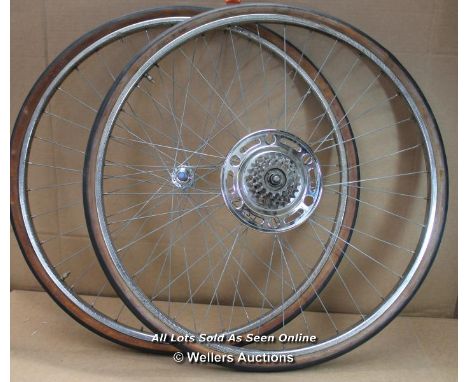 *RARE VINTAGE 27 INCH MACCARI CHROMED WHEELSET, FREEWHEEL &amp; SPOKE PROTECTOR,  [LQD188]