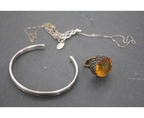 SILVER BANGLE, PENDANT AND COSTUME RING 