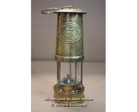 *MINERS LAMP E. THOMAS &amp; WILLIAMS LTD CAMBRIAN ABERDARE WALES BRASS [LQD188]
