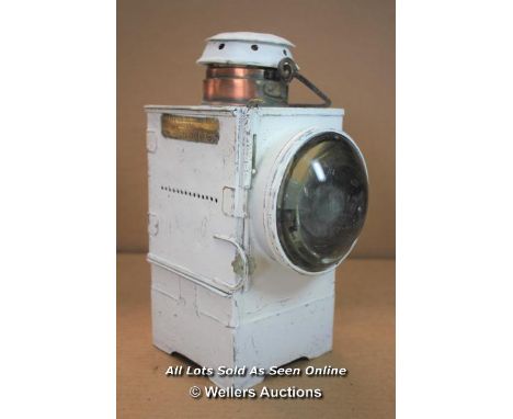 *WELCH LANTERN MANUFACTURING CO STEAM TRAIN SIDE LIGHT LANTERN [LQD188]