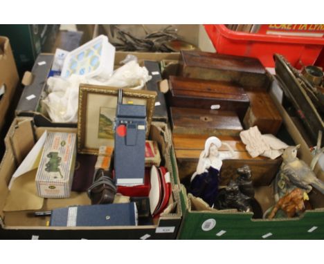 THREE TRAYS OF COLLECTABLES TO INCLUDE A PAIR OF WALKIE-TALKIES, A QUANTITY OF WOODEN BOXES ETC. PLEASE NOTE NO DINKY TOY IN 