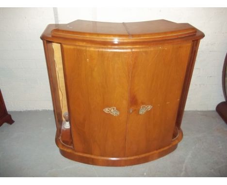 A VINTAGE TEAK HOME DRINKS BAR