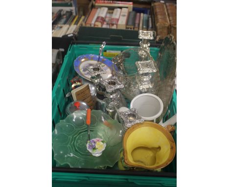 A TRAY OF SUNDRIES TO INCLUDE WHITE METAL, CANDELABRA ETC. (TRAY NOT INCLUDED)