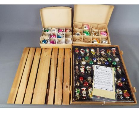 Thomas Pacconi hand blown Christmas ornaments in wooden box with certificate of authenticity together with a further two boxe