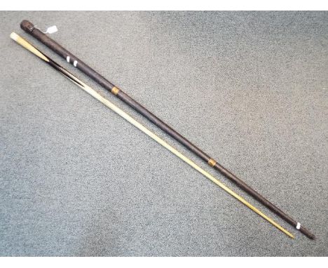 A Joe Davis 'Champion Cue' vintage snooker cue in hard case.