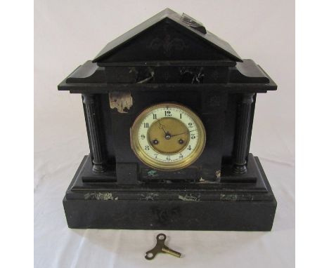 Victorian slate mantle clock H 35.5 cm L 36 cm