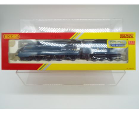 Hornby - an OO gauge model 4-6-2 locomotive and tender, label on box indicates DCC fitted 'Mallard' running no 4468, with Sou