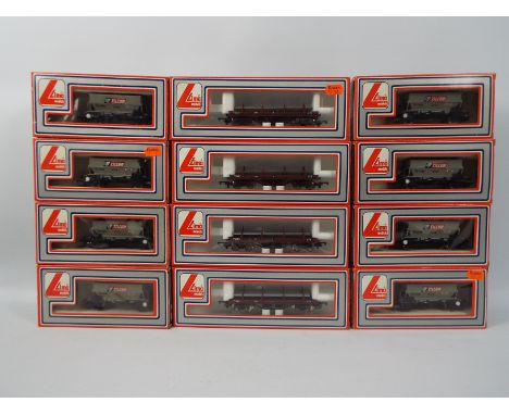 Lima - A rake of 12 boxed OO gauge freight rolling stock, comprised of Lima L305630 Bogie steel carrier in BR bauxite B924162
