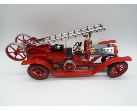 Mamod - a live steam 1404 Fire Engine FE1, depicting an Edwardian machine, approx 45 cm (length) appears near mint with no vi