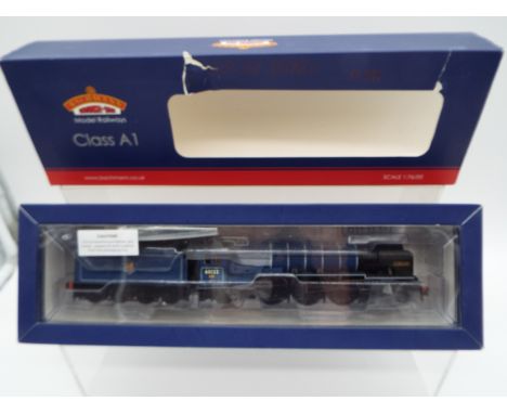 Bachmann - an OO gauge 21 DCC fitted model 4-6-2 locomotive and tender running no 60122 'Curlew', BR Express blue lined liver