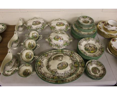 A quantity of Copeland Spode 'Spode's Byron' dinnerware