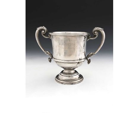 A George V silver two-handled trophy cup, with inscription for the "St. Pancras Boxing Club 19-11-24", Adie Brothers, Birming