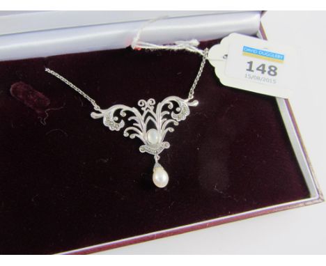 Pearl and marcasite necklace stamped 925