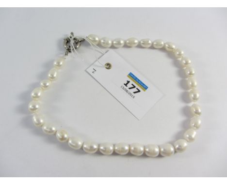 Freshwater rice shape pearl necklace