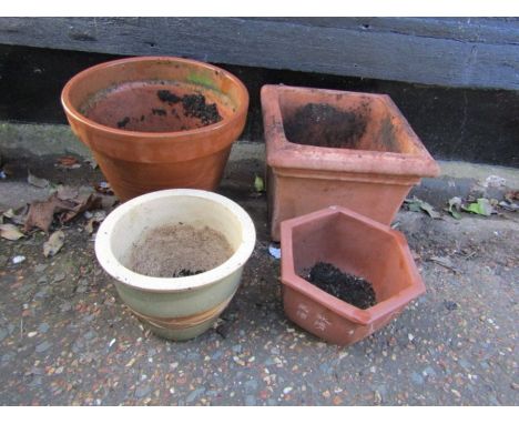 3 Terracotta pots and 1 ceramic pot. Tallest H32cm approx&nbsp;