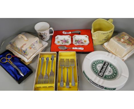 Assorted china, a Royal Crown Derby Derby Posies set, two dishes with butter knife and fork, a pin dish, a Heineken Lager Bee