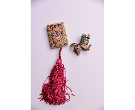 Chinese enamel-embellished pomander with tassels, 5cm wide; together with an enamelled lion (2) 