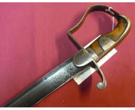 1796 pattern light cavalry troopers sabre with 32 1/2 inch blade stamped with crown, over one view inspection mark (sold to t