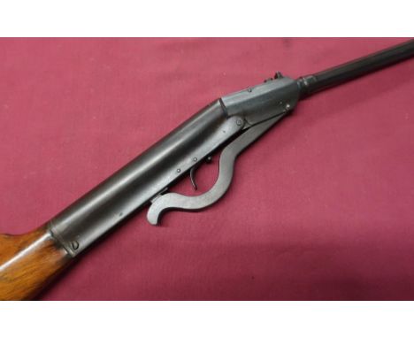 Vintage air rifle with octagonal and turned break barrel 