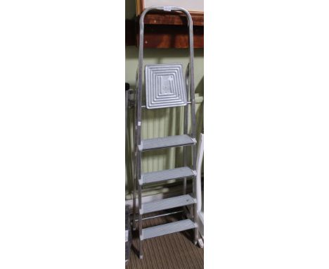A set of folding aluminium step ladders&nbsp;