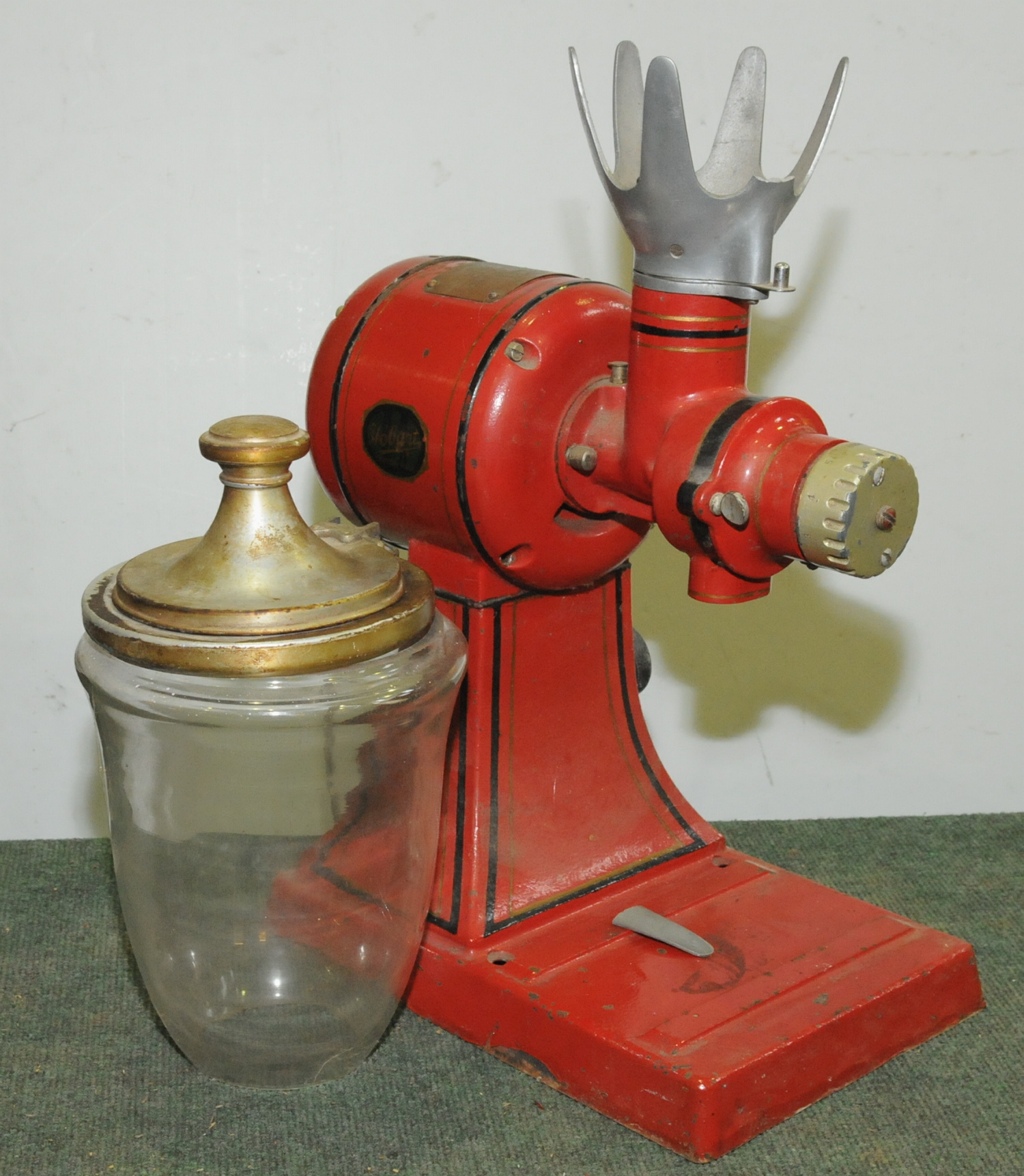 Vintage Hobart electric coffee grinder with glass bean hopper, missing collection box, hopper cra