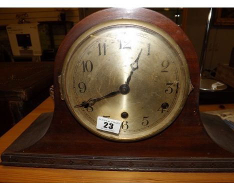 MAHOGANY MANTEL CLOCK WESTMINSTER CHIME, EST [£10- £20]