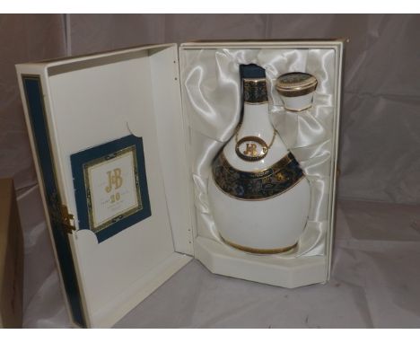 J & B 20 YR OLD SCOTCH WHISKY IN A LIMITED EDITION ROYAL DOULTON DECANTER 43 VOL 75 CL EST [£60- £80]